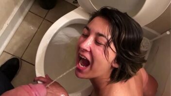 caliente Shitty Toilet Paper Slave Porn