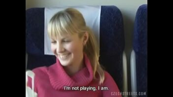 Femme Peloter Dans Le Train En Video Porno