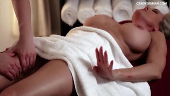 Film Porno Massage Lesbien