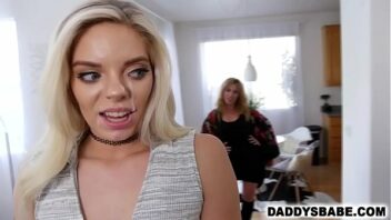 Video Porn Sexy Mom Tease Stepdaughter Boyfriend