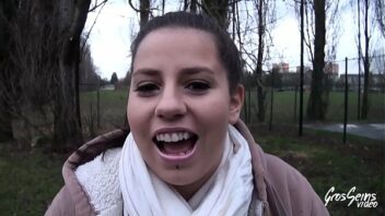 Vidéos Porno Jeune Fille Russe Brune Avec Des Gros Seins