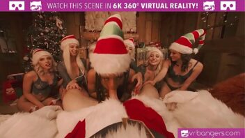 Vr Orgy With 5 French Porn Stars