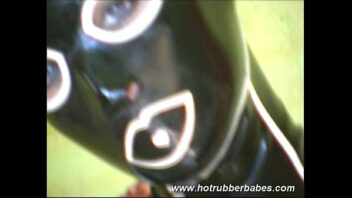 Woman caliente Eating Shit Mouth Rubber Porn Latex