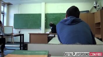 Amateur Latina Girl Naked In Classroom Porn