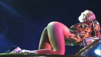 Célebrities Porn Pics Miley Cyrus