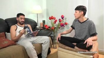 Film Porno Gay Jeune Puni Par Leurs Père Xnxx