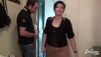 Video Porno Brune Gros Seins Porte Jarretelle Ejaculation Faciale