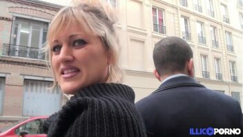 Vidéo Porno Femme Française Très Mature Qui Hurle Au Lit