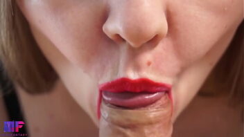 Big Lips Suck Tattoed Porn