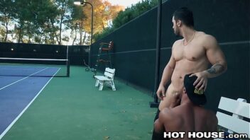 Video Porno Gay Arabe Et Black Barebak En Gang Bang