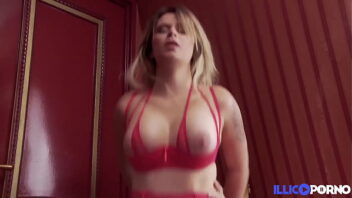 Video Porno Une Mere Decouvre Un Tres Gros Gode